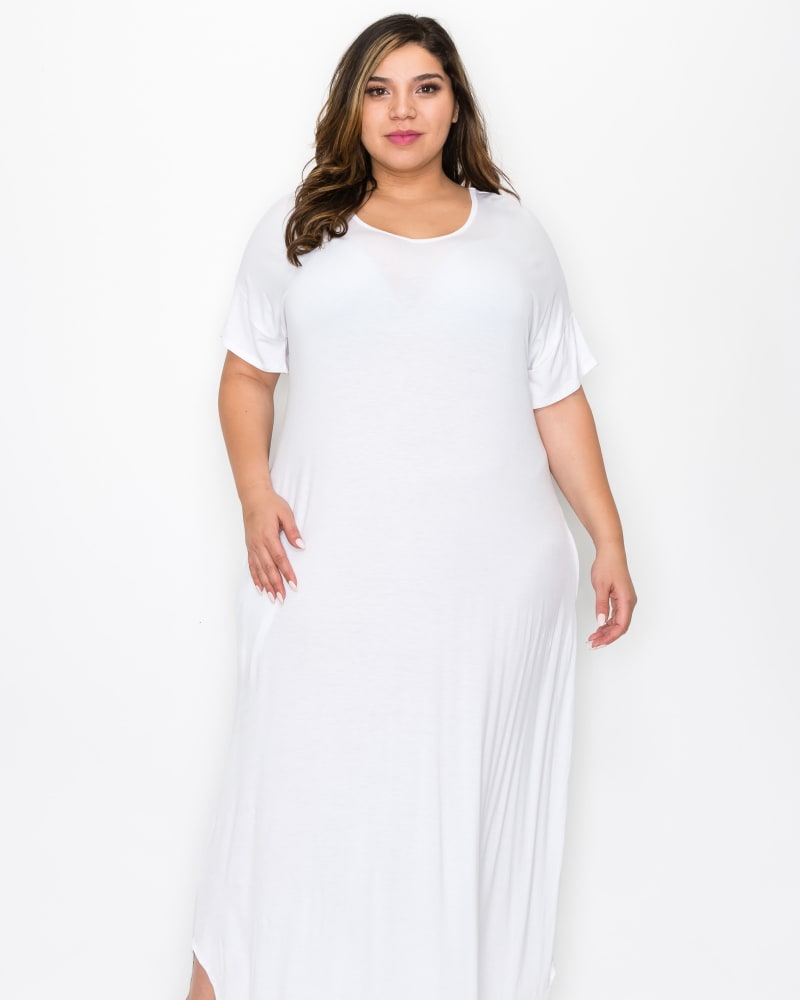 Front of a model wearing a size 2X Scarlett Maxi Dress in White by L I V D. | dia_product_style_image_id:241889